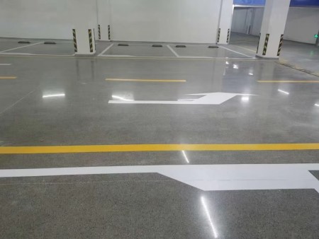 房山山水汇豪苑地下车库密封固化剂地坪施工完成